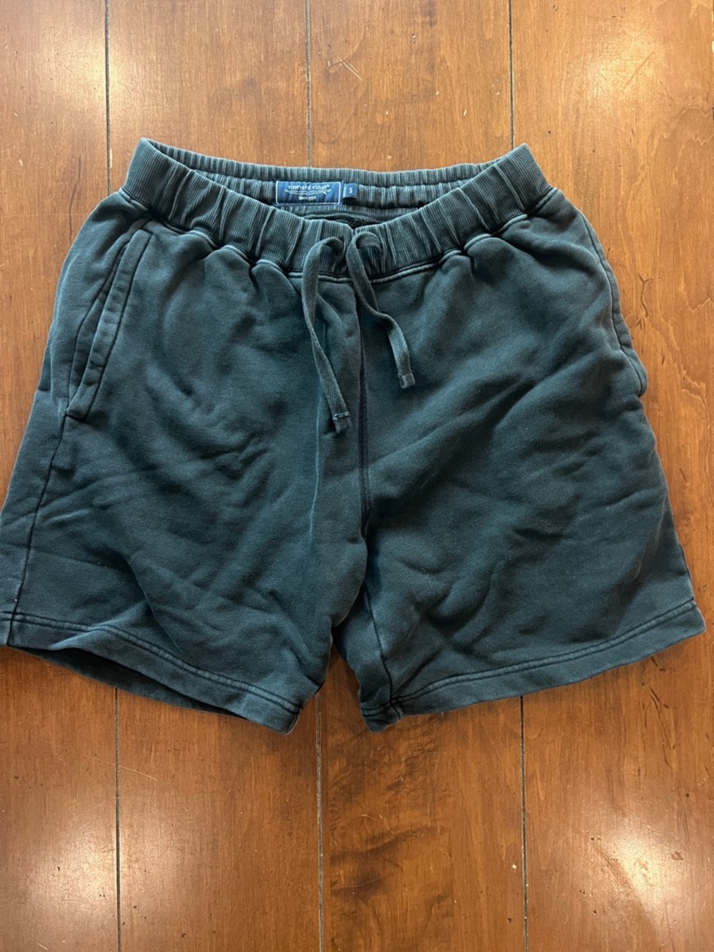 Vineyard Vines Men's Charcoal Drawstring Athletic Shorts